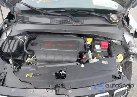 2022 Jeep Compass Limited 4X4 z USA, uszkodzony, nr VIN 3C4NJDCB8NT102888